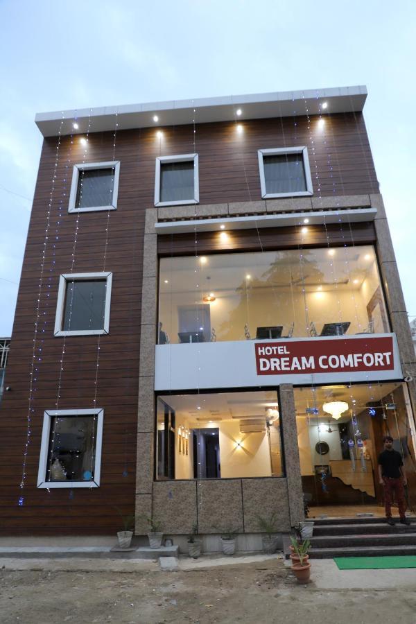 Hotel Dream Comfort Agra  Bagian luar foto