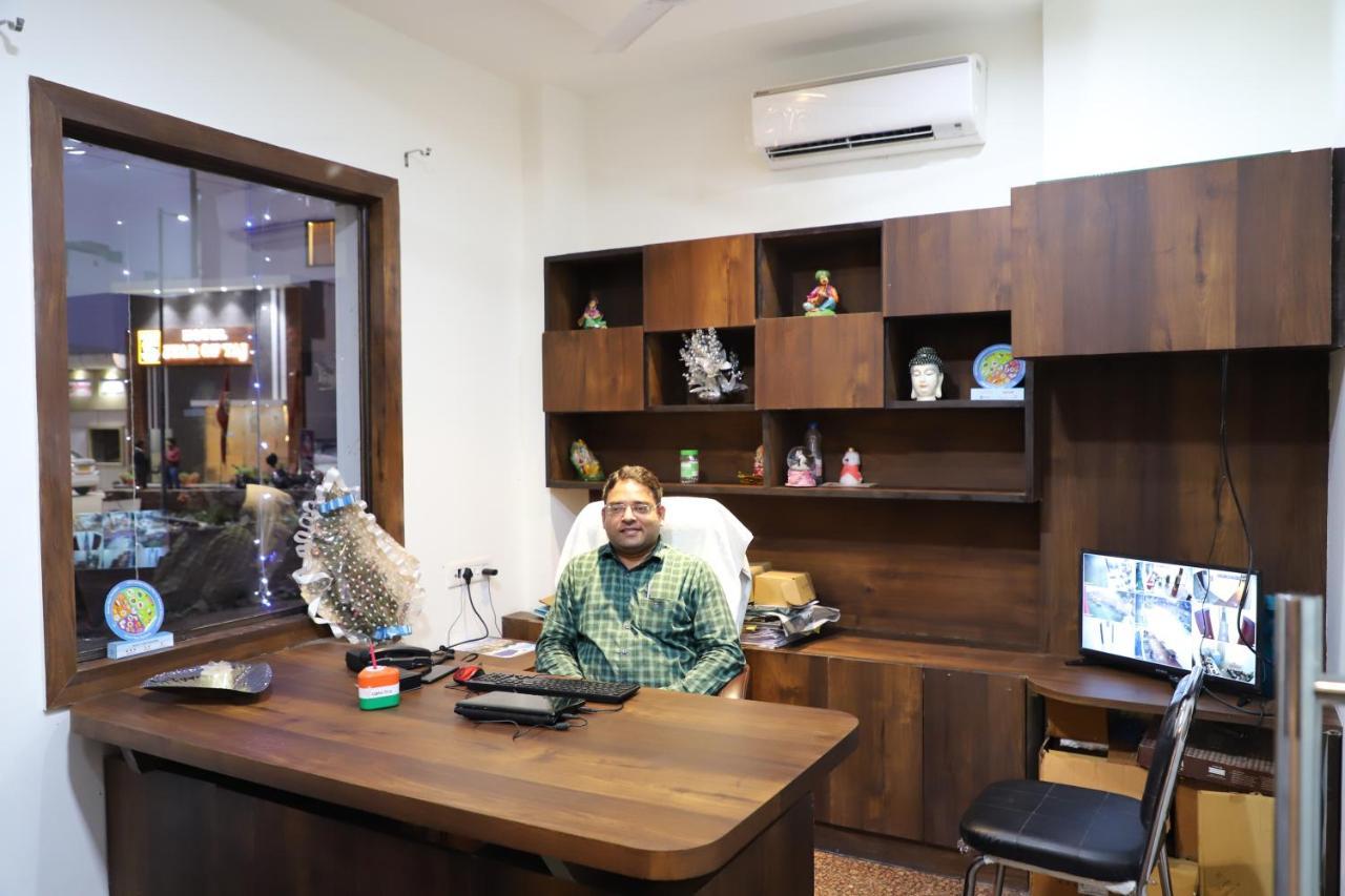 Hotel Dream Comfort Agra  Bagian luar foto